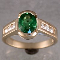 14KY gold ladies ring with tsavorite garnet and diamonds